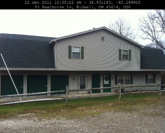 Foto principal - 19 Hawthorne Ln