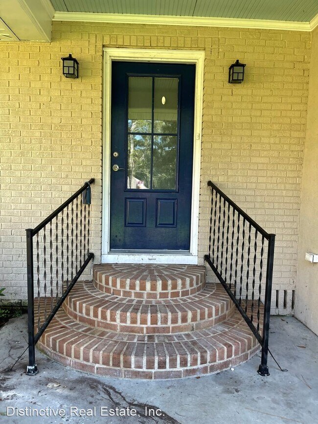Foto del edificio - 3 br, 2 bath House - 35703 Garden Dr.