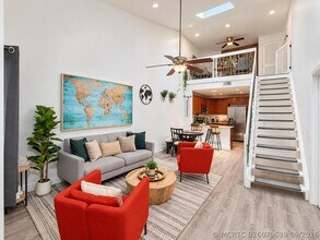 Building Photo - 4200 Palm Bay Cir