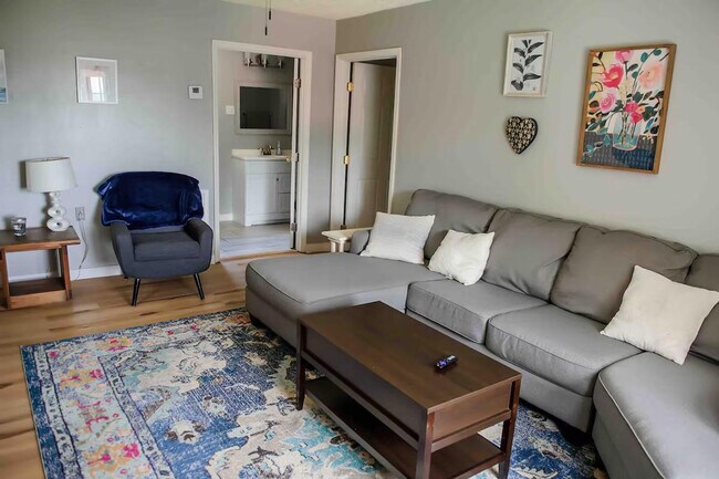 Foto del edificio - 264 Oak St