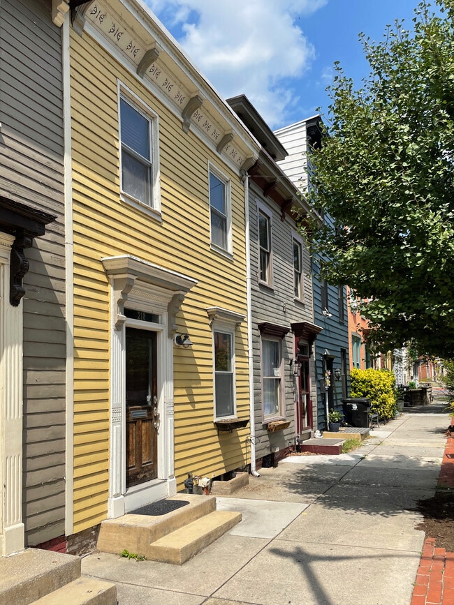 218 Verbeke Street, Harrisburg, PA 17102 House Rental in Harrisburg