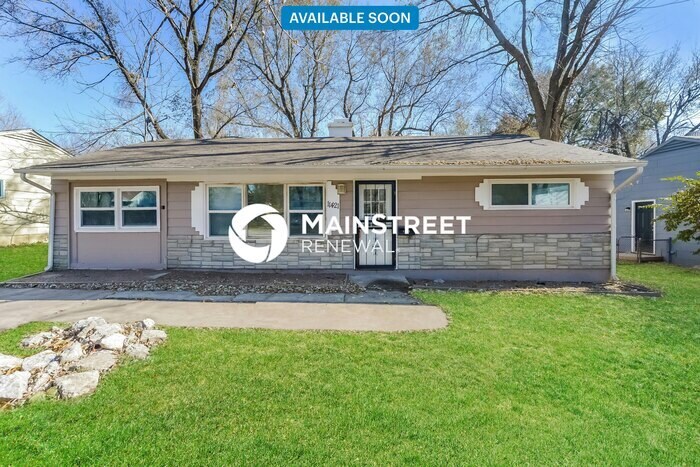 Primary Photo - 4 Bedroom Pet-Friendly Home in Kansas City...