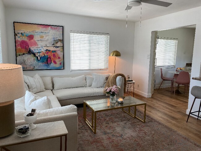 Foto del edificio - 3536 E Amelia Ave