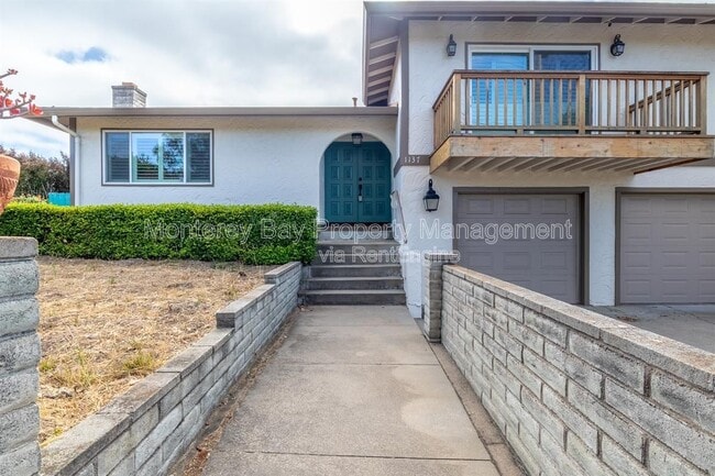 Building Photo - 1137 Mescal St