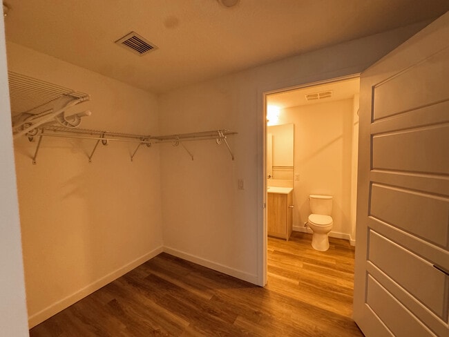 Foto del edificio - 426 NW 8th St