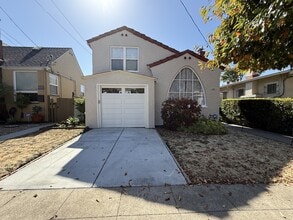 Building Photo - 1410 Dwight Way