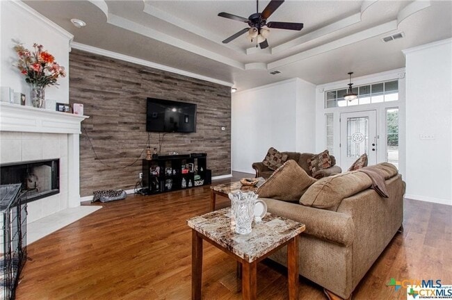 Foto del edificio - 1415 Loving Trl