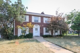 Building Photo - 258 E 10th Ave