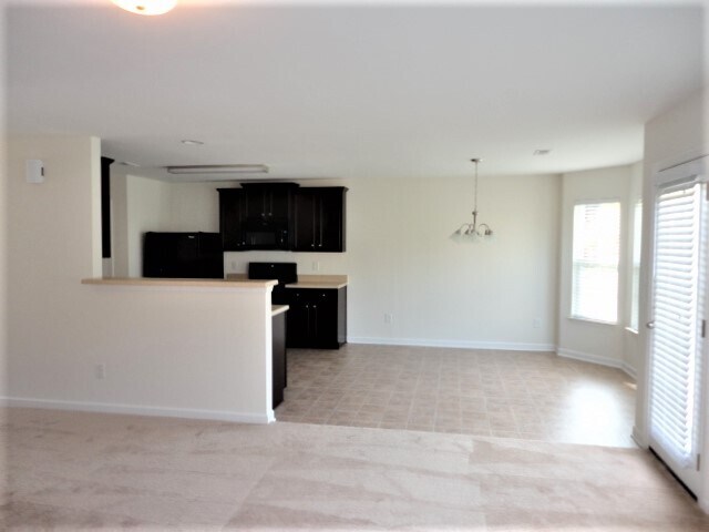 Foto del edificio - 2725 Quail Oaks Drive