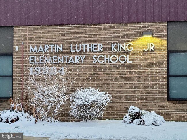 Foto del edificio - 12960 Terminal Way