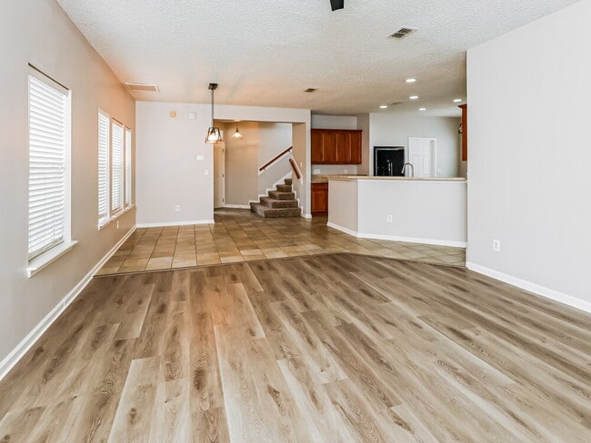 Building Photo - 6267 Pendragon Pl