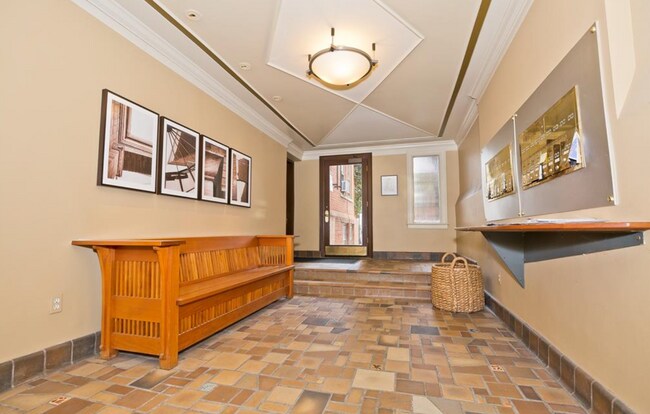 Lobby - 327 Southfield Rd
