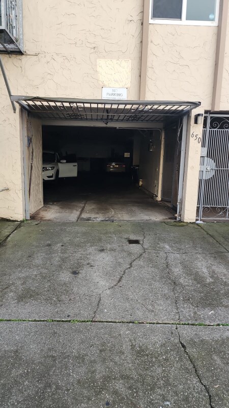 Foto principal - 650 Villa St