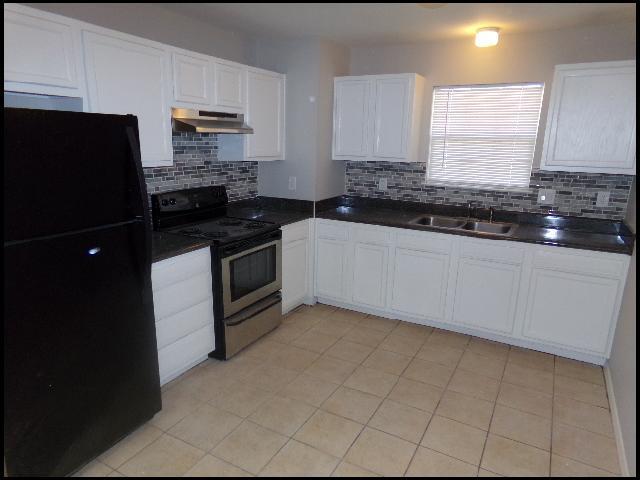 Foto del edificio - 3915 St James Ct