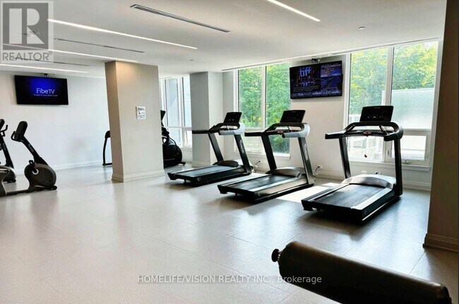 Photo du bâtiment - 3121 Sheppard Ave E