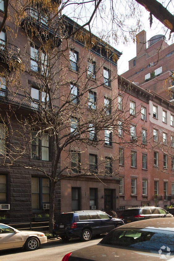Foto del edificio - 29 W 12th St