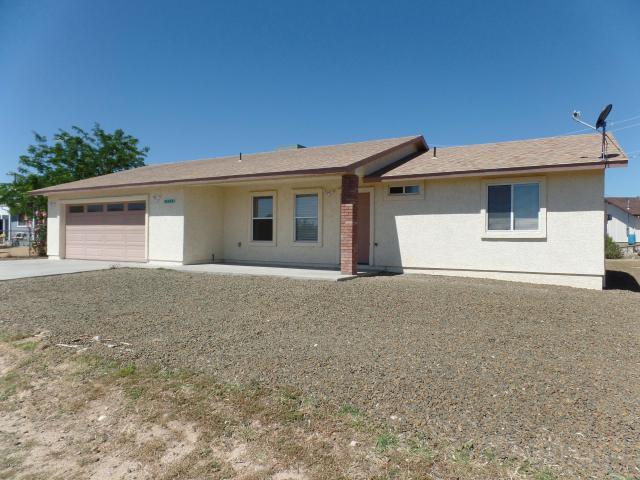 Building Photo - Cute Ranch Style 3 Bedroom, 2 Bath, 2 Car ...