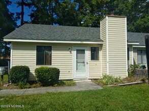 Building Photo - 202 Cedar Ridge Ln