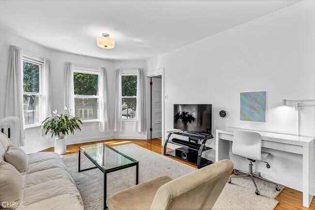 Foto del edificio - 6129 N Paulina St