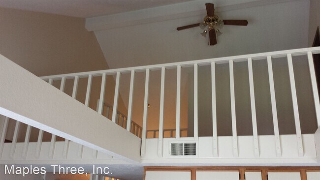 Building Photo - 2 br, 2 bath House - 2 Memory Lane #6
