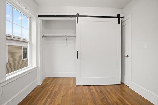 Foto del edificio - 49 Milwood St