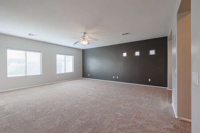 Building Photo - 4 bed, 3.5 bath house in Stetson Valley, P...