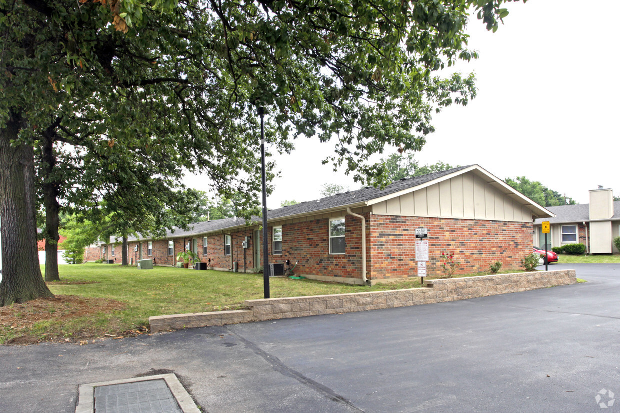 Building Photo - Woodgate Village