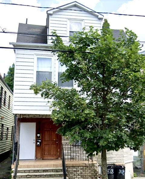Primary Photo - 818 S 18th St