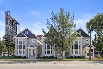 Building Photo - 1707 W State St