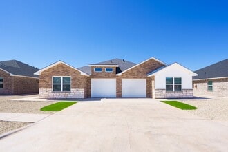 Building Photo - 2710 Baron Ave
