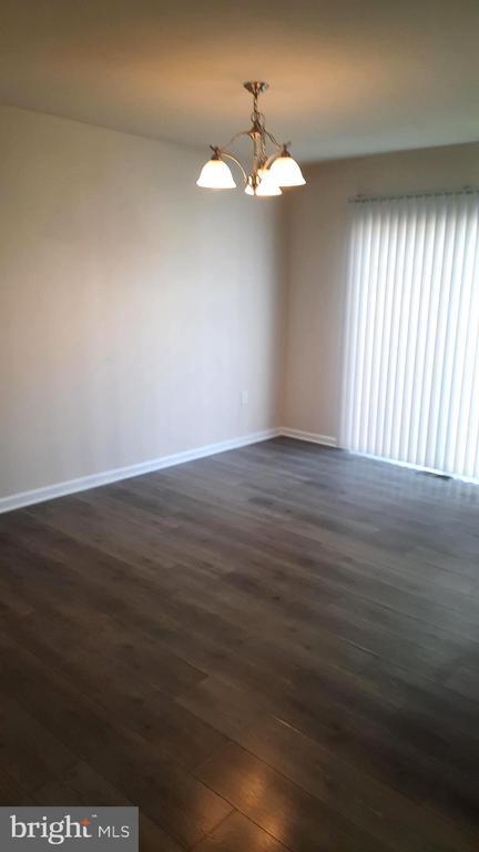 Foto del edificio - 930 Admiral's Quay Dr