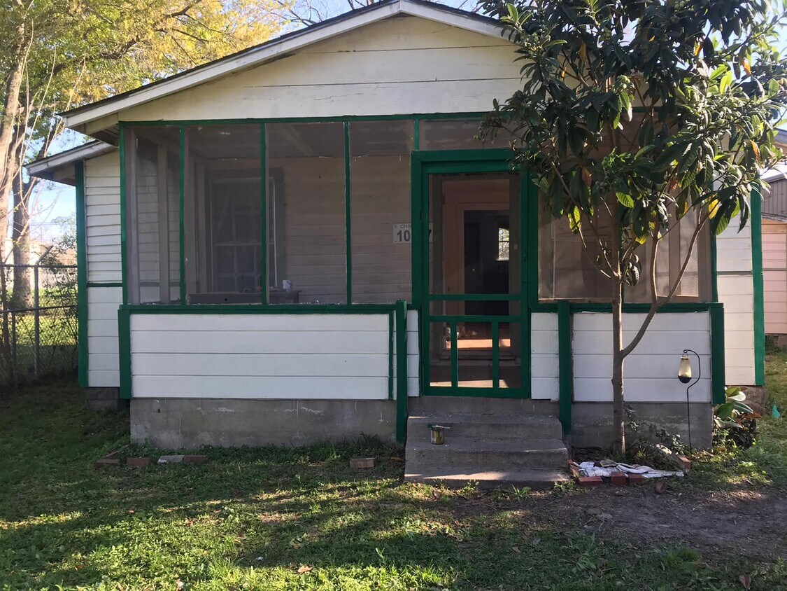 Building Photo - 10127 Alfred Ln