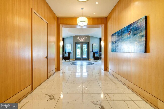 Building Photo - 155 Potomac Passage