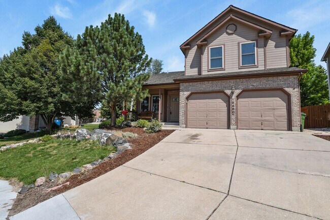 Foto del edificio - Stunning 5 Bedroom in School District 20