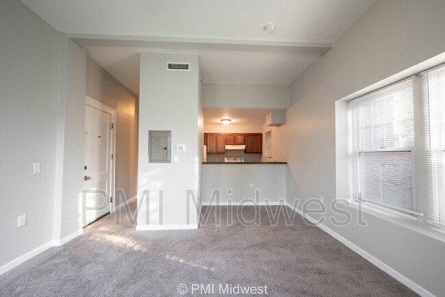 Building Photo - 522 Fletcher Ave