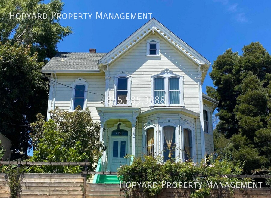 Photo - 2212 E 27th St-