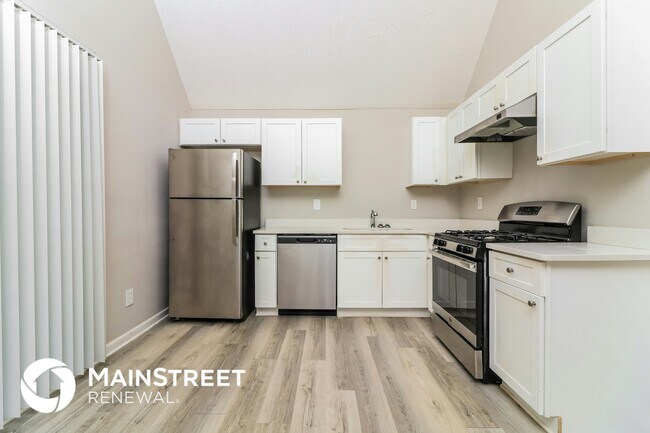 Foto del edificio - 3790 Sugar Creek Dr