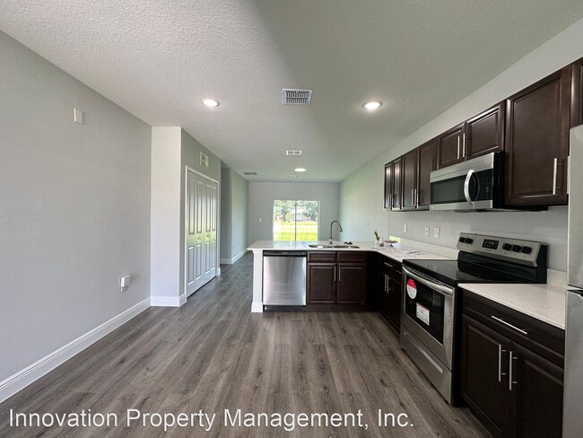 Building Photo - 3 br, 2 bath Apartment - 513 Albatross Dri...