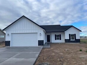 Building Photo - 961 Quartz Rd