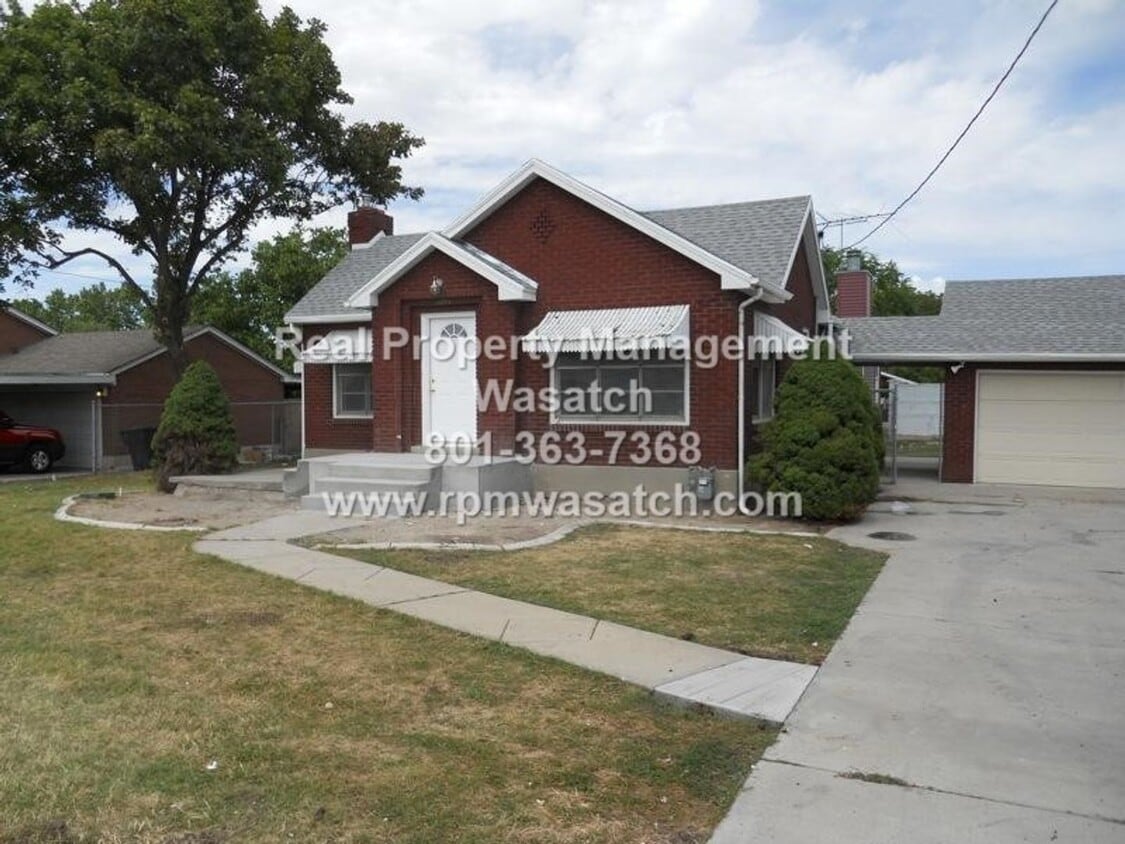 Primary Photo - Spacious 4 bed, 3 bath home in Taylorsville