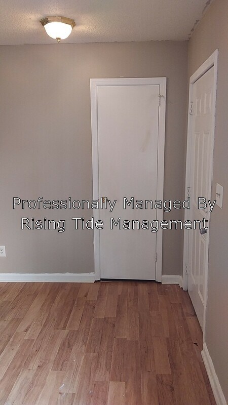 Building Photo - 5502 Mary Munger Rd