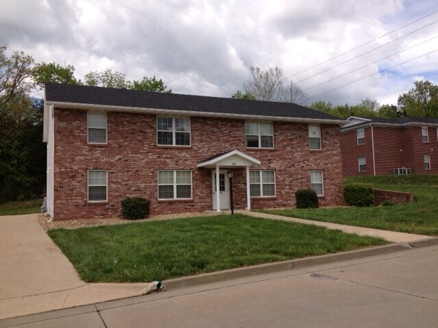 Primary Photo - 2 Bedroom 1 Bath Unit Available in 4-Plex