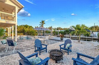 Building Photo - 2736 Gulfview Dr Building Photo - 2736 Gulfview Dr