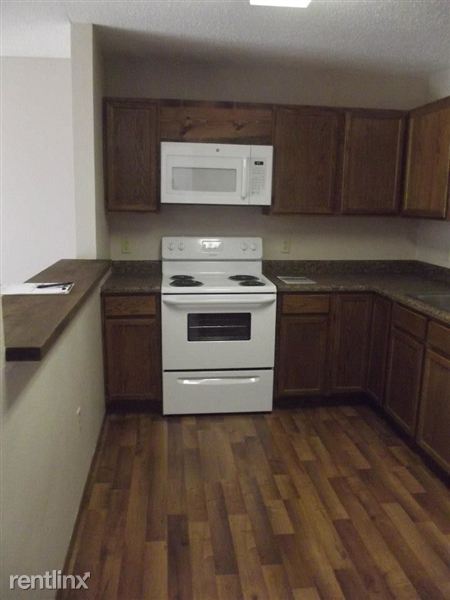 Building Photo - 809 E Minnesota St