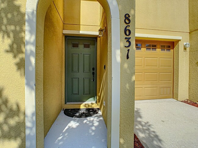 Building Photo - BEAUTIFULLY UPDATED 2 BED, 2.5 BATH CONDO IN WILLOWBROOK WITHIN LAKEWOOD RANCH