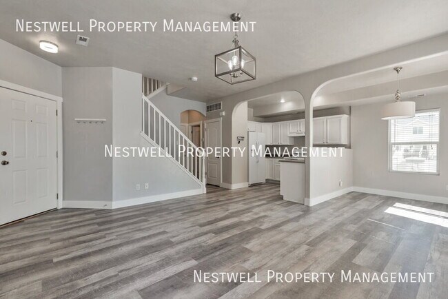 Foto del edificio - 7707 Yellowwood Ln