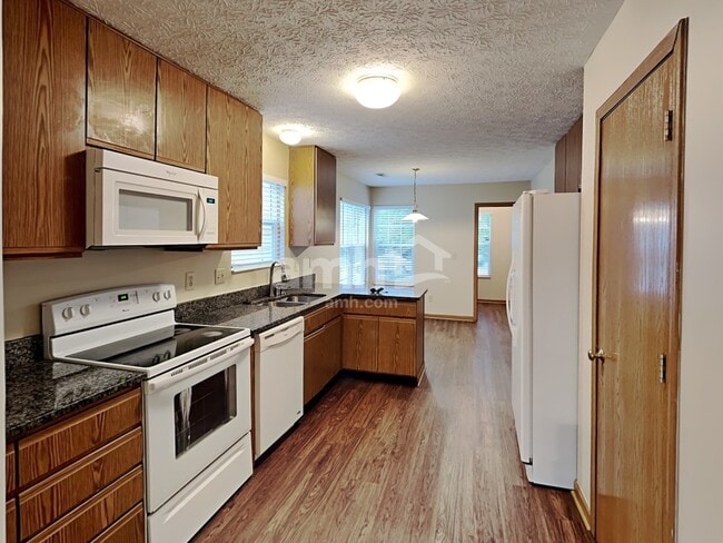 Foto del edificio - 5787 Coldcreek Dr