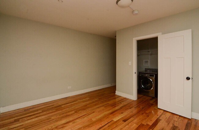 Foto del edificio - 2907 N Mildred Ave