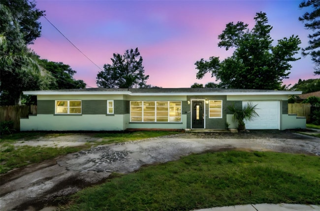 Building Photo - 5916 Gulfport Blvd S