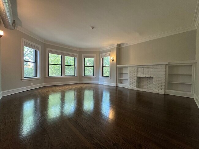 Foto del edificio - 1455 W Summerdale Ave